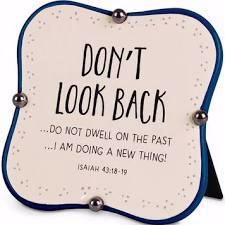Lighthouse Christian Products 192620 Plaque-Dont Look Back - No. 40160